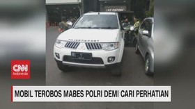 VIDEO: Mobil Terobos Mabes Polri Demi Cari Perhatian
