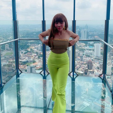 Kontroversi Eva, Istri Siri Kiwil yang Dilabrak Meldi & Ngarep Kriss Hatta