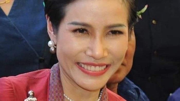 Sineenat Wongvajirapakdi