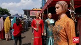 FOTO: Pedagang, Pantang Pulang Meski Sepi Pembeli Sejumlah pedagang di Pasar Tasik, Tanah Abang pantang pulang walau sepi pembeli di tengah pandemi virus corona.