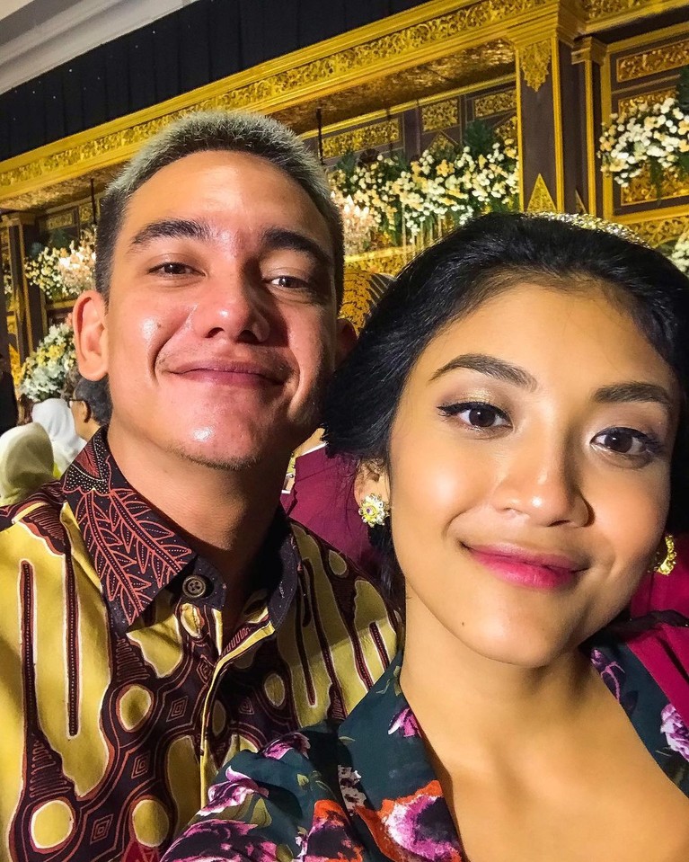 Adipati Dolken & Canti Tachril Adipati Dolken & Canti Tachril