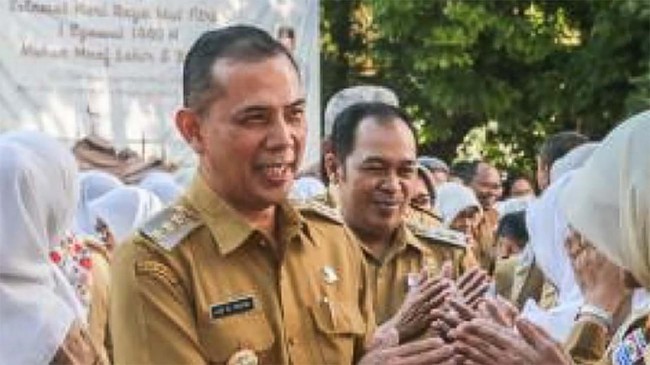 KPK menangkap Wali Kota Cimahi, Ajay Muhamad Priatna lantaran tersangkut dalam kasus dugaan korupsi izin pembangunan rumah sakit di Cimahi, Jawa Barat.