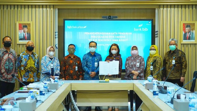 Bank bjb resmi mendirikan perusahaan efek daerah (PED) pertama di Indonesia bernama bjb Sekuritas.