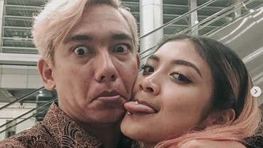 img-title Adipati Dolken dan Canti Tachril Dipastikan Menikah Tahun Ini