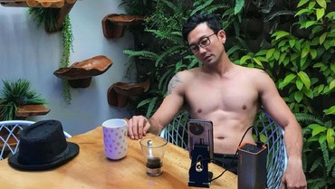 img-title Sering Disebut Homo, Denny Sumargo Ungkap Perasaan Lihat Cowok Telanjang