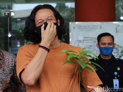 Dwi Sasono Petik Pelajaran Berharga Usai Bebas, Berhenti Merokok?