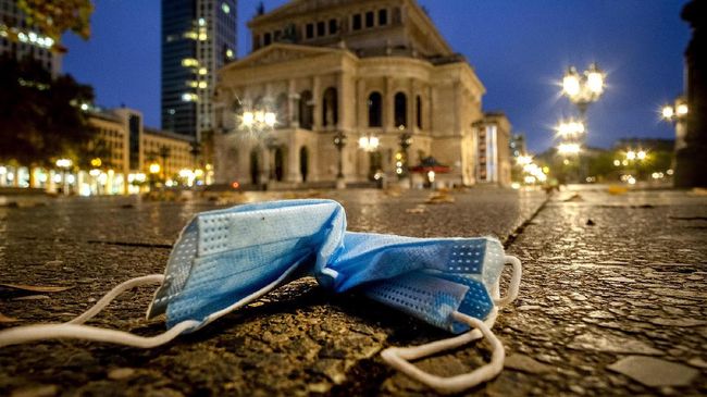 Penolakan terhadap vaksinasi Corona seakan menjadi "Tembok Berlin" baru dalam penanganan pandemi di Jerman.