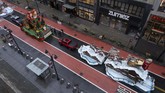 FOTO: New York Nekat Gelar Parade Thanksgiving saat Pandemi Kota New York tetap menggelar parade Thanksgiving di masa pandemi Covid-19, Kamis (26/7), namun tak seramai tahun-tahun sebelumnya.