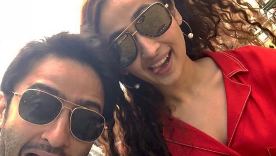 Ruchika Kapoor Ruchika Kapoor, istri Shaheer Sheikh.