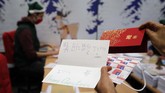 FOTO: Sejarah Munculnya Tradisi 'Surat untuk Santa Claus' Setiap Hari Natal, ribuan anak beramai-ramai menuliskan surat untuk Santa Claus. Bagaimana tradisi ini dimulai?