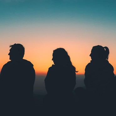 Diduga Prostitusi Online, Artis ST dan MA Digerebek Saat Threesome