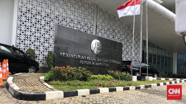 Kementerian Kelautan dan Perikanan (KKP) menutup proyek reklamasi tak berizin di Batam, Kepulauan Riau, pada Kamis (6/7).