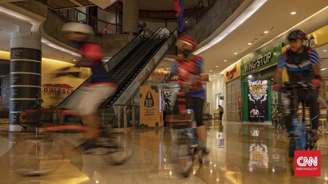 FOTO : Gowes Sepeda Keliling Mal di Jakarta
