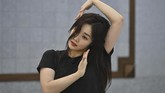 FOTO: Sisi Gelap Industri K-pop, Terjebak Mimpi Jadi Idol Di balik keriuhan dan kilau K-pop yang mendunia, industri hiburan Korea Selatan itu juga menghadirkan sisi gelap perangkap obsesi menjadi idol.