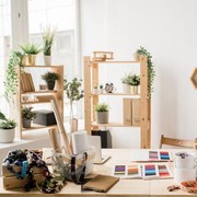 5 Trik Ciptakan Ruang Kerja Minimalis untuk Para Pekerja Rumahan, Biar Makin Produktif!