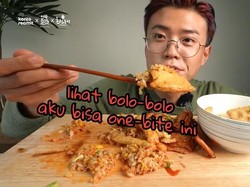 YouTuber Korea Reomit Bikin Nasi Goreng hingga Bakso Eomuk yang Unik