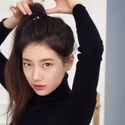 Gaya Fashion Suzy di Start-Up, Inspirasi untuk Fresh Graduate Nih!