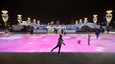 FOTO: Melongok Gelanggang Ski Es Terbesar di Rusia Rusia membangun lintasan ski terbesar di negara tersebut di Kota Moskow, pembukaan digelar pada Jumat (27/11) waktu setempat.
