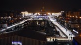 FOTO: Melongok Gelanggang Ski Es Terbesar di Rusia Rusia membangun lintasan ski terbesar di negara tersebut di Kota Moskow, pembukaan digelar pada Jumat (27/11) waktu setempat.