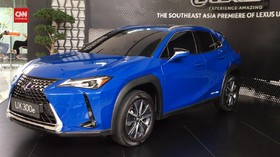 VIDEO: Mobil Listrik Perdana Lexus yang 'Belum Sempurna'