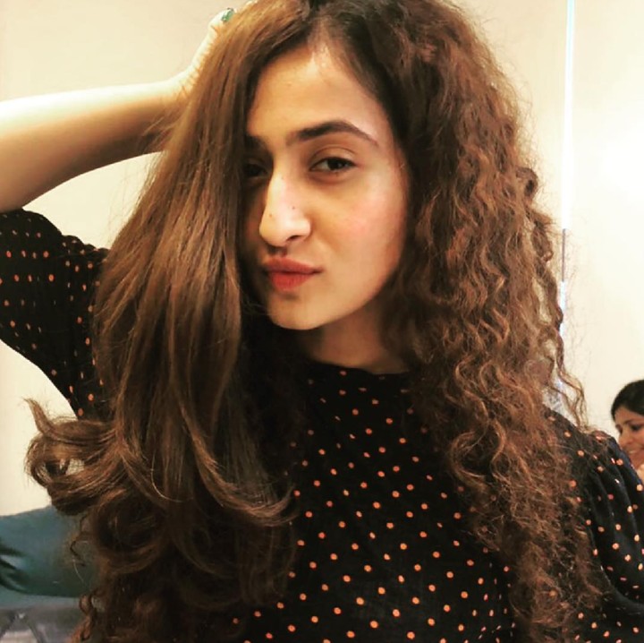 <p>Pernikahan pasangan selebriti ini berjalan lancar dan sederhana. Kabarnya, Shaheer Sheikh dan Ruchikaa Kapoor nantinya akan mengadakan upacara pernikahan tradisional pada 2021 mendatang. (Foto: Instagram @ruchikaakapoor)</p>