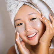 4 Eye Mask Korea Bagus untuk Hilangkan Mata Panda