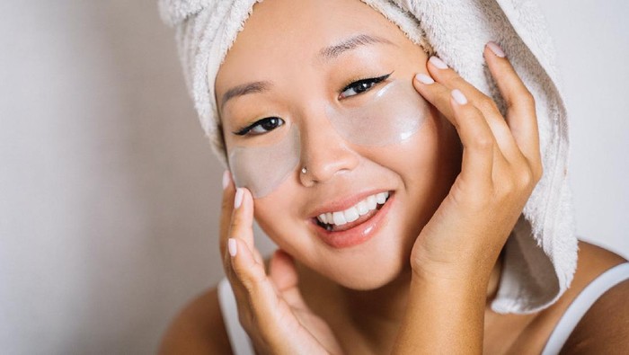 4 Eye Mask Korea Bagus untuk Hilangkan Mata Panda