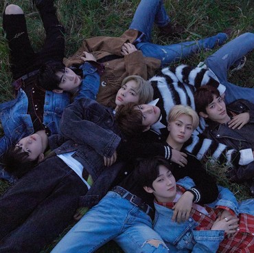 Lirik Lagu Terjemahan Given-Taken - ENHYPEN