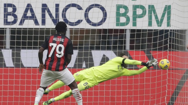 AC Milan berhasil mengalahkan Fiorentina dengan skor 2-0. Berikut empat kehebatan Milan usai mengalahkan La Viola.