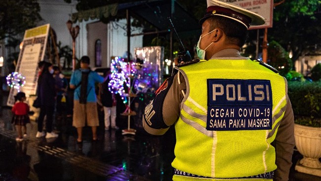 Konfirmasi positif Covid-19 per hari ini, Rabu (2/12), bertambah sebanyak 5.533 kasus baru , sehingga total akumulasi di Indonesia adalah 549.508 kasus.