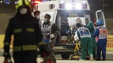 FOTO: Mobil Grosjean Terbakar dan Terbelah di F1 GP Bahrain Pembalap tim Haas, Romain Grosjean, mengalami kecelakaan yang membuat mobilnya hancur pada GP F1 Bahrain, Minggu (29/11).