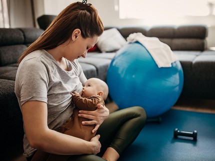 7 Tips Mengembalikan Penampilan Pasca Melahirkan untuk Ibu Menyusui