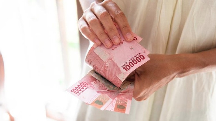 Prediksi zodiak hari ini soal keuangan, banyak yang boros menghabiskan banyak uang. Bagaimana dengan prediksi keuangan zodiak Bunda? Simak selengkapnya yuk.