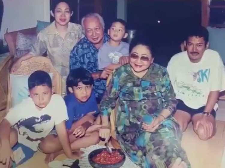 Sambal Ibu Tien Soeharto