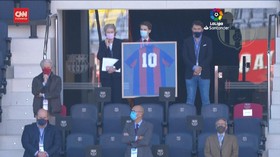 VIDEO: Penghormatan Barcelona untuk Diego Maradona