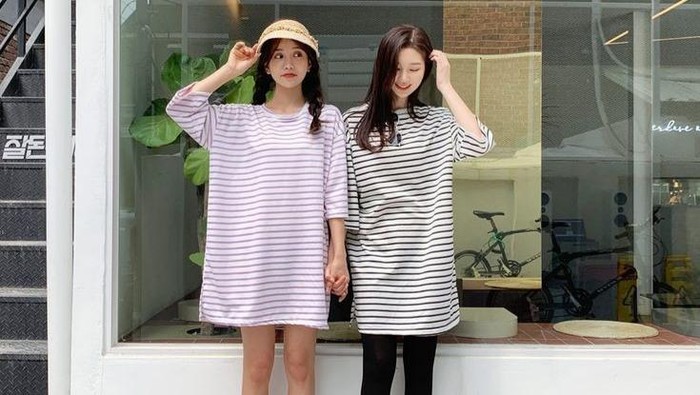Trik Padupadan Outfit Oversize ala Cewek Korea yang Tetap Stylish Trik Padupadan Outfit Oversize ala Cewek Korea yang Tetap Stylish