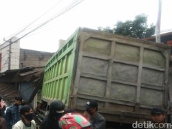 Sopir Truk Maut di Tanjungsari Terancam 12 Tahun Bui