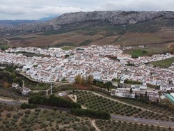 Kota Kecil di Spanyol 70% Warganya Positif Covid-19