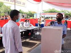 KPU dan Polisi Tuban Gelar Simulasi Pemungutan Suara dengan Prokes