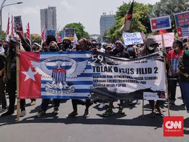 Pekik Massa Aksi di Surabaya: Papua Bukan Merah Putih