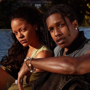 Lama Berteman Baik, Rihanna dan A$AP Rocky Akhirnya Pacaran