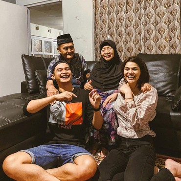 Makin Serius, Aiman Ricky Ajak Katty Butterfly Bertemu Kakek & Nenek