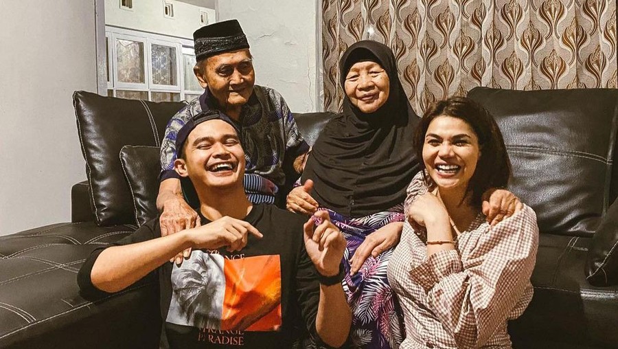 Aiman Ricky dan Katty Butterfly