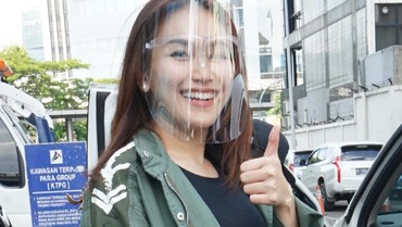 Jawaban Ayu Ting Ting Saat Ditanya Rencana Nikah dengan Adit Jayusman