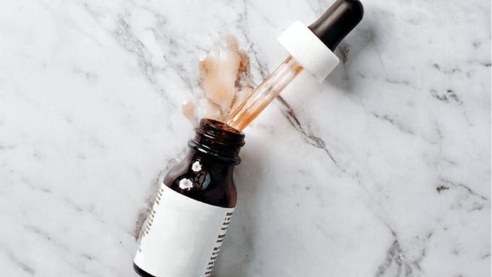 Banyak Digandrungi, Sebenarnya Apa Manfaat Hyaluronic Acid?