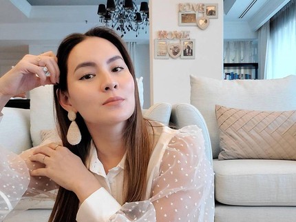 7 Foto Presenter Chantal Della Usai Lama Menghilang, Tetap Cantik & Langsing