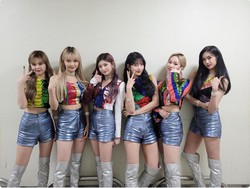 Lirik Lagu Zombie - EVERGLOW