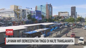 VIDEO: Layanan Wifi Berkecepatan Tinggi di Halte TransJakarta