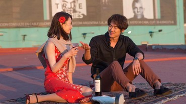 Yoo Yeon Seok & Lee Yeon Hee Temukan Cinta di 'New Year Blues'