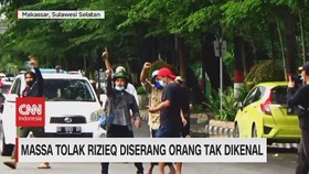 VIDEO: Massa Tolak Rizieq Diserang Orang Tak Dikenal